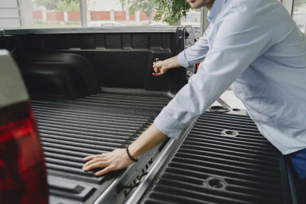 empty truck bed